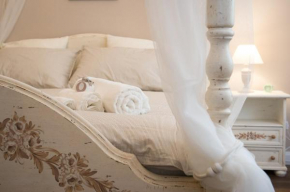 Гостиница Magnolia St.Peter's Suites  Рим